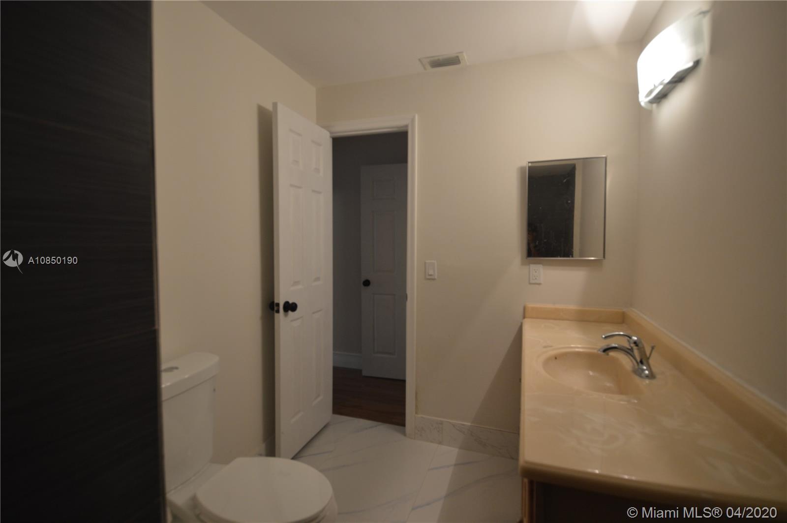 TOWNHOUSES AT JACARANDA 2 - Residential Lease