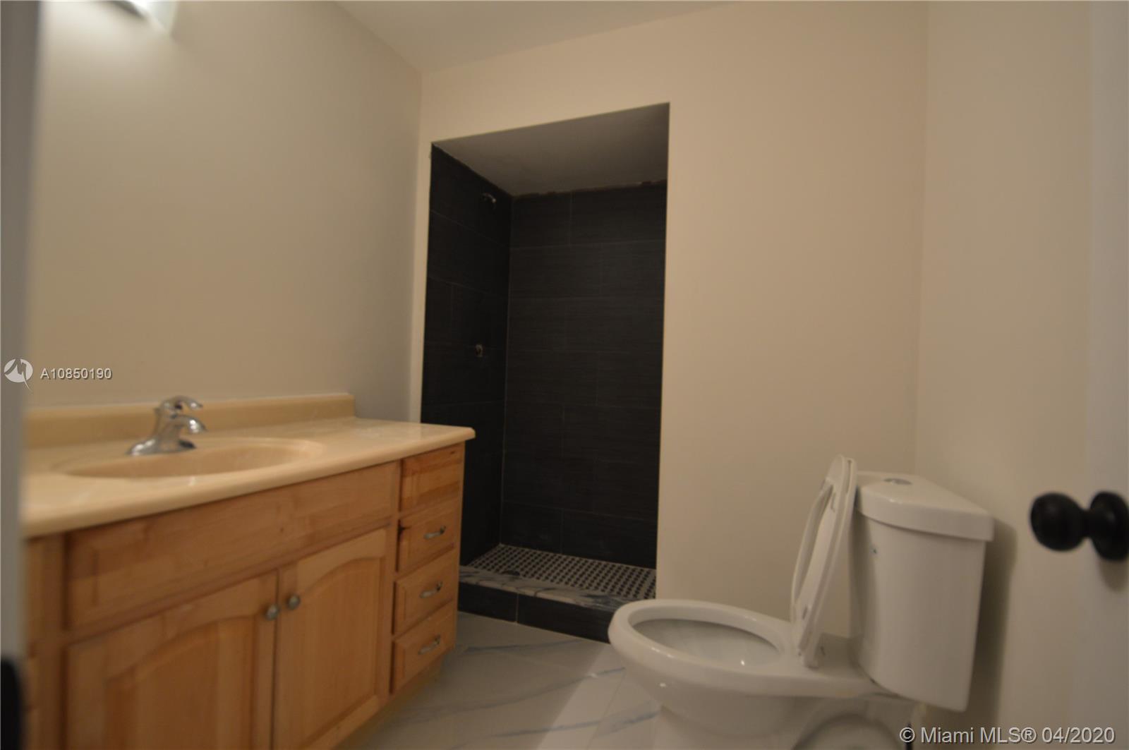 TOWNHOUSES AT JACARANDA 2 - Residential Lease