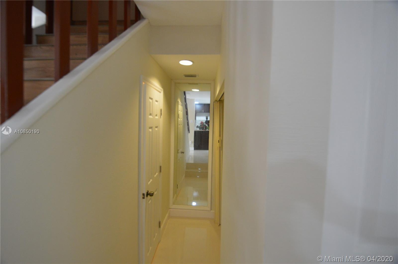 TOWNHOUSES AT JACARANDA 2 - Residential Lease