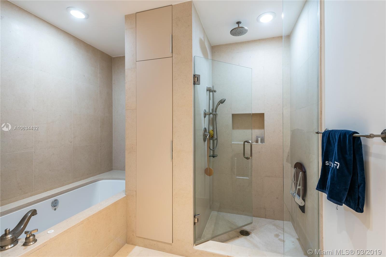 CARILLON CONDOS - Residential