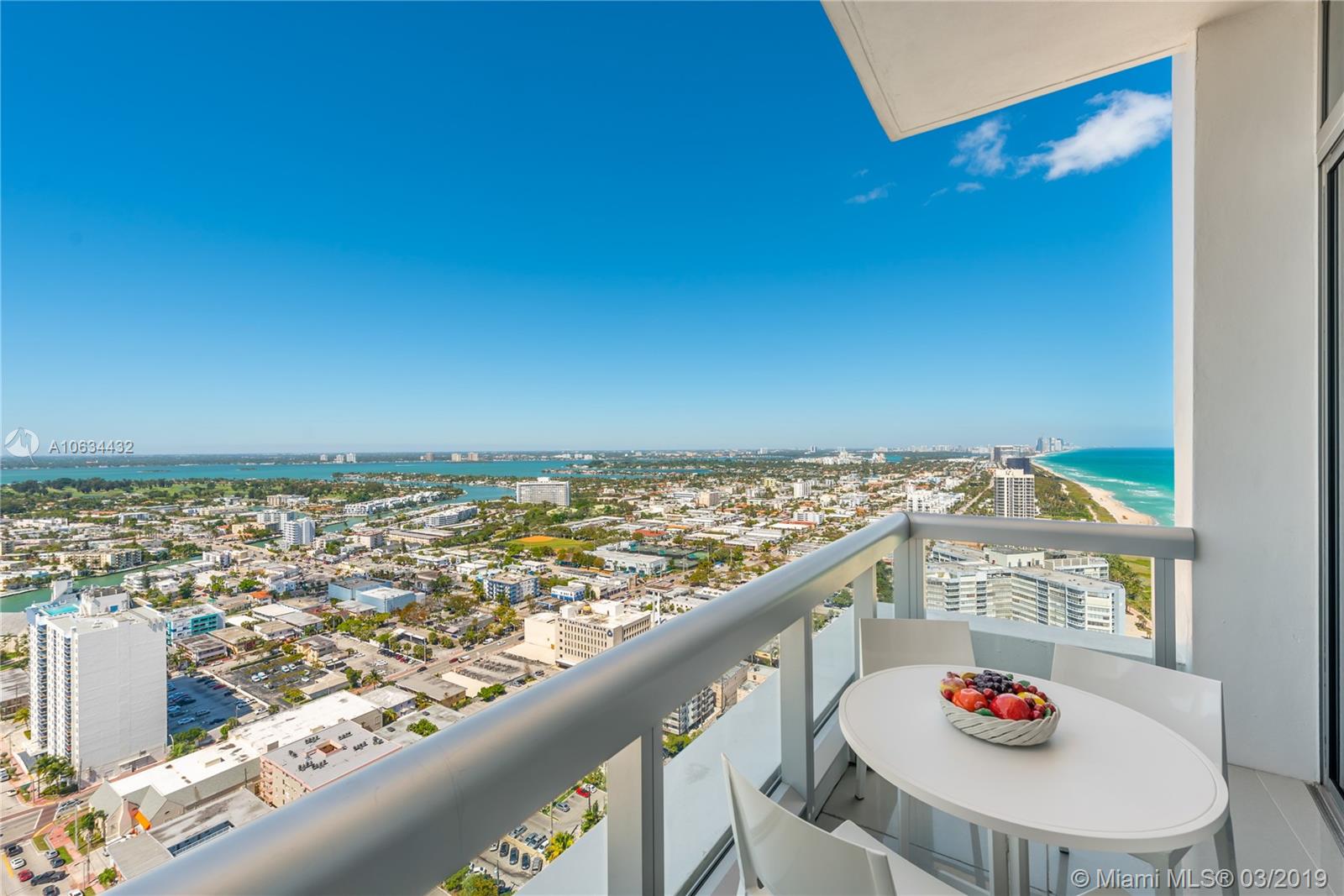 CARILLON CONDOS - Residential