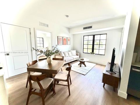 1619 Jefferson Ave 301 Miami Beach FL 33139