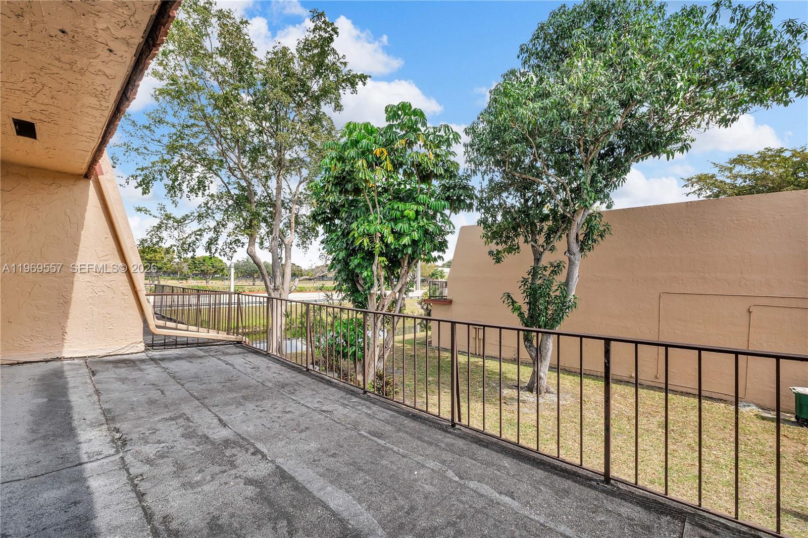 SHAKER VILLAGE PHASE 1 - Residential