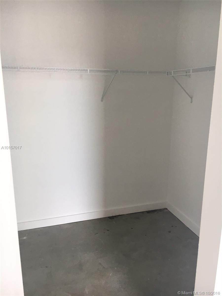 CENTRO CONDO - Residential Lease