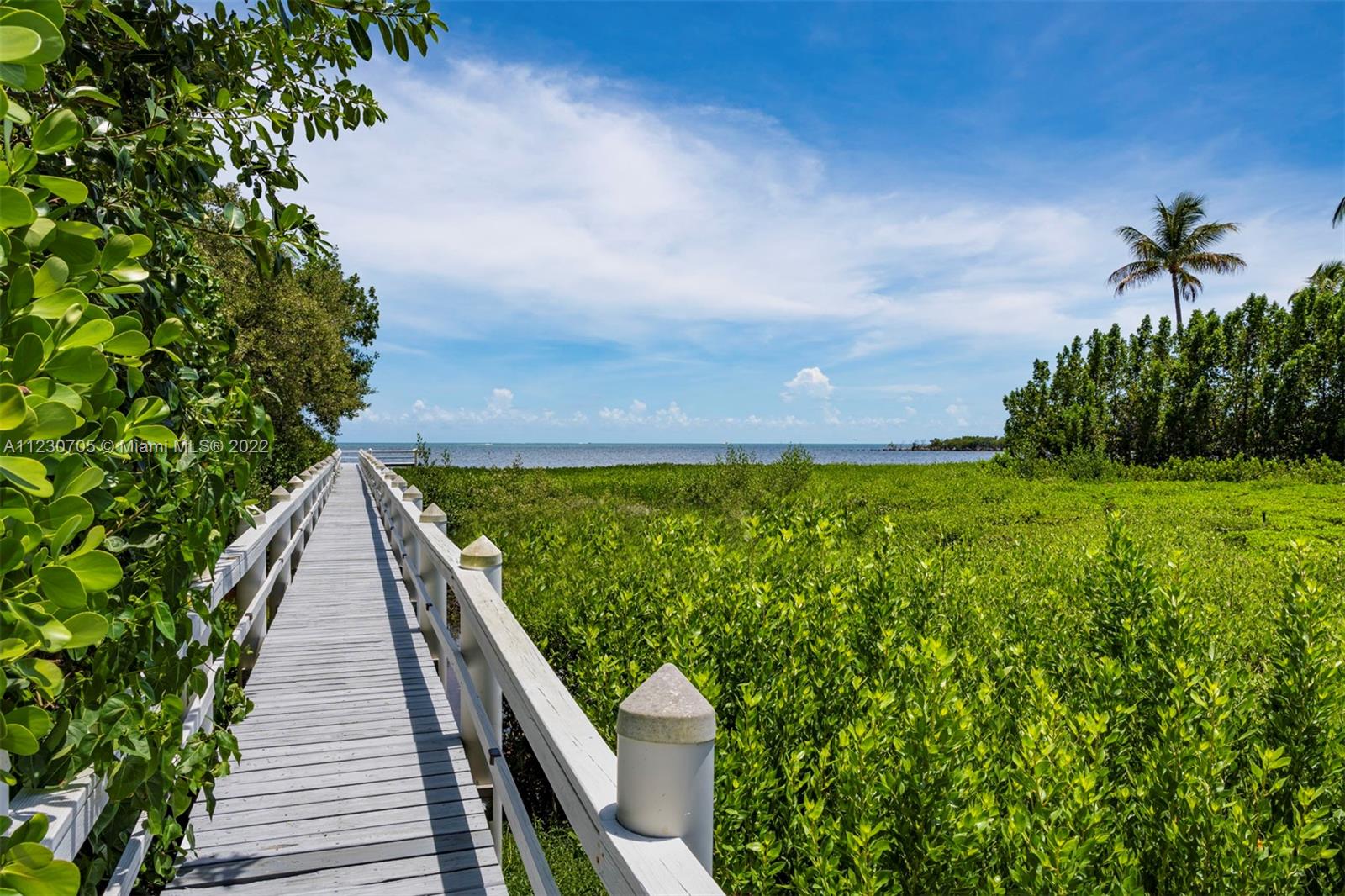 PLANTATION POINT - Residential