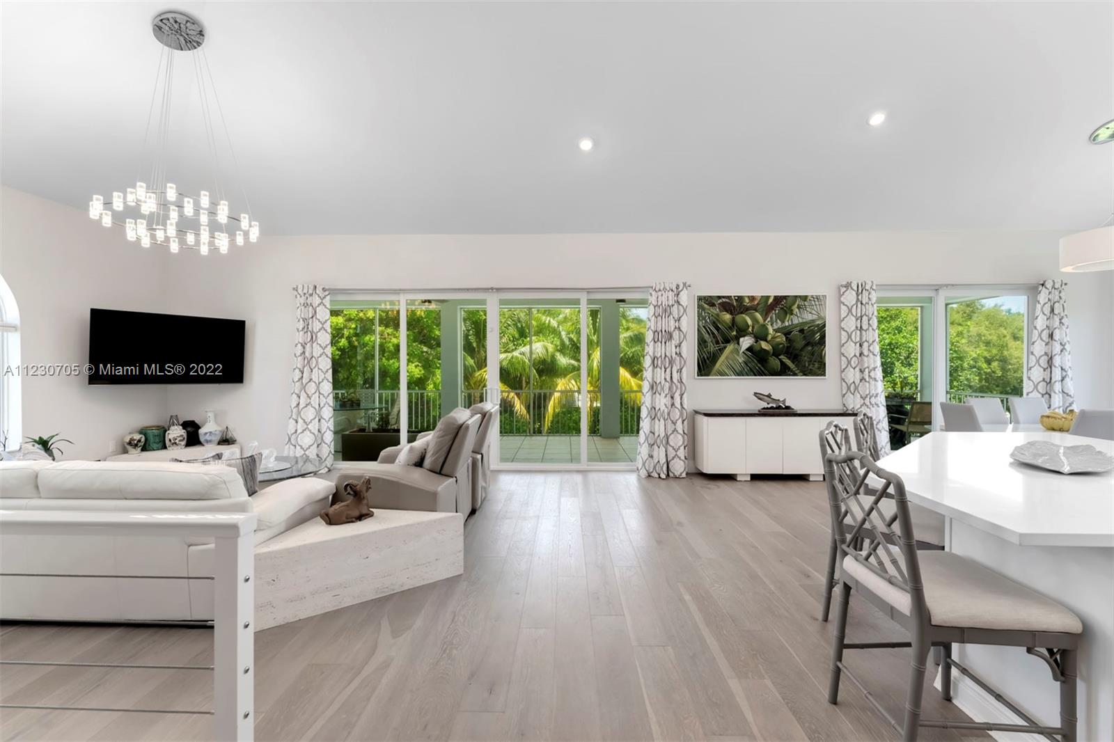 PLANTATION POINT - Residential