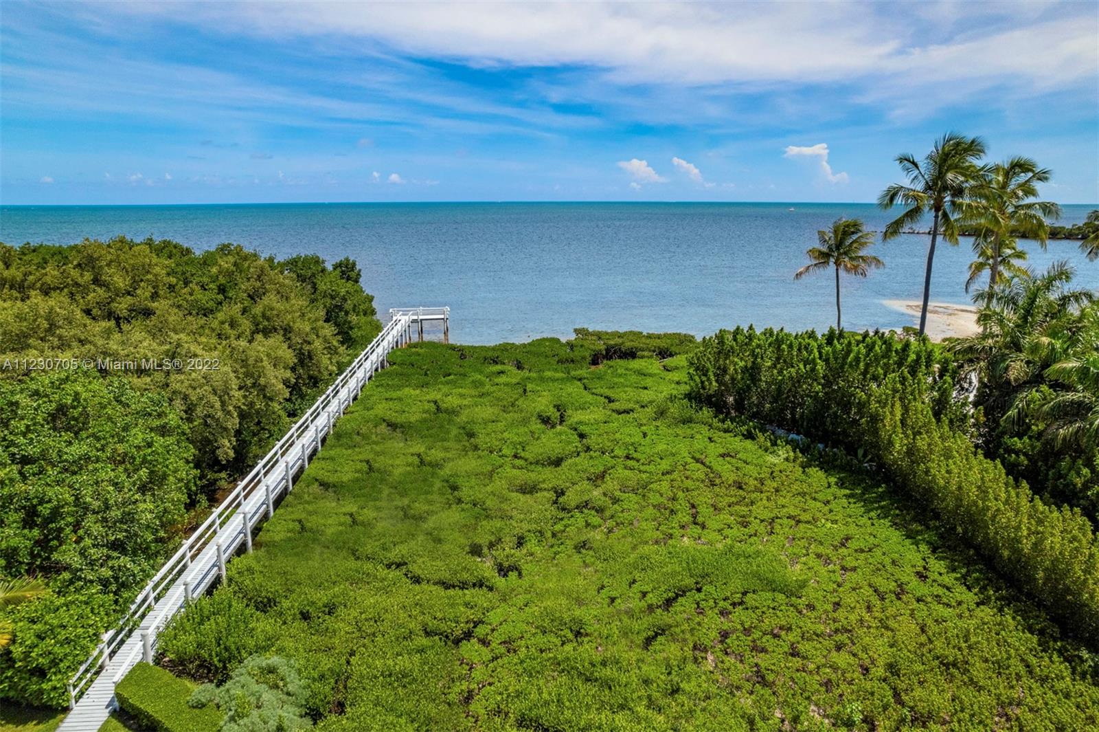 PLANTATION POINT - Residential