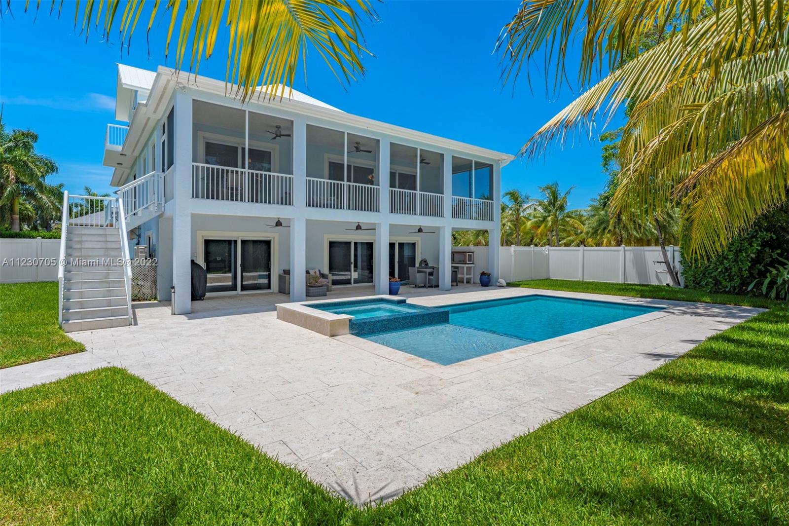 PLANTATION POINT - Residential