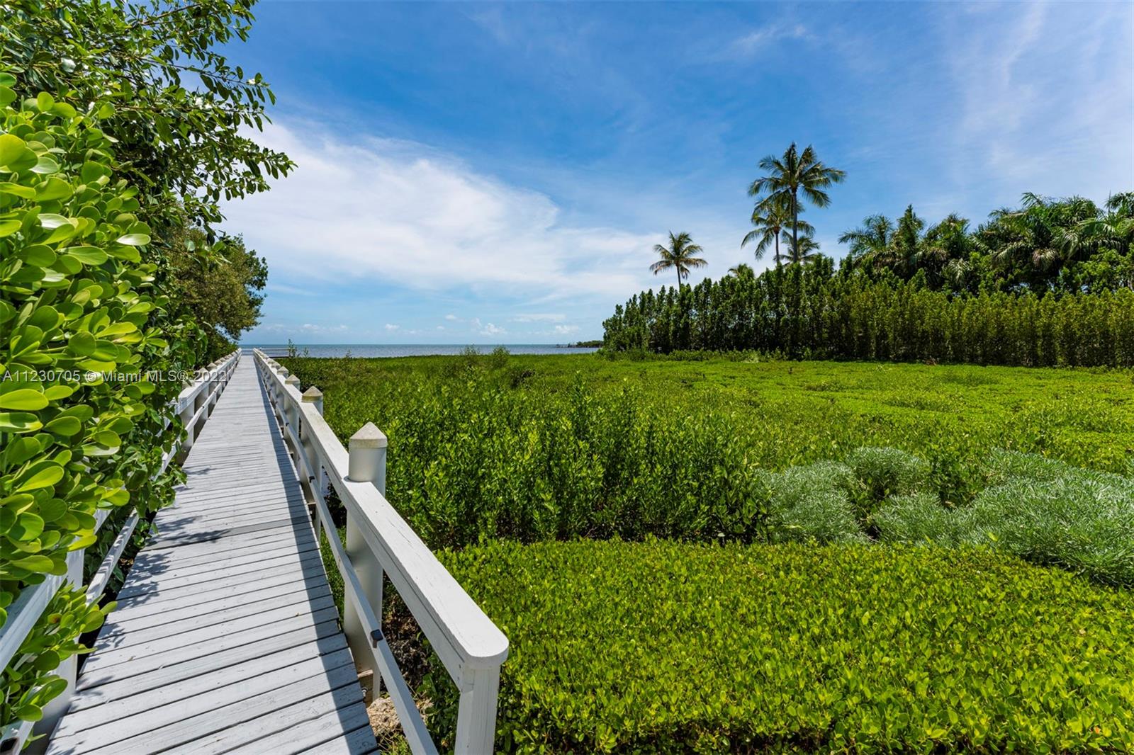 PLANTATION POINT - Residential