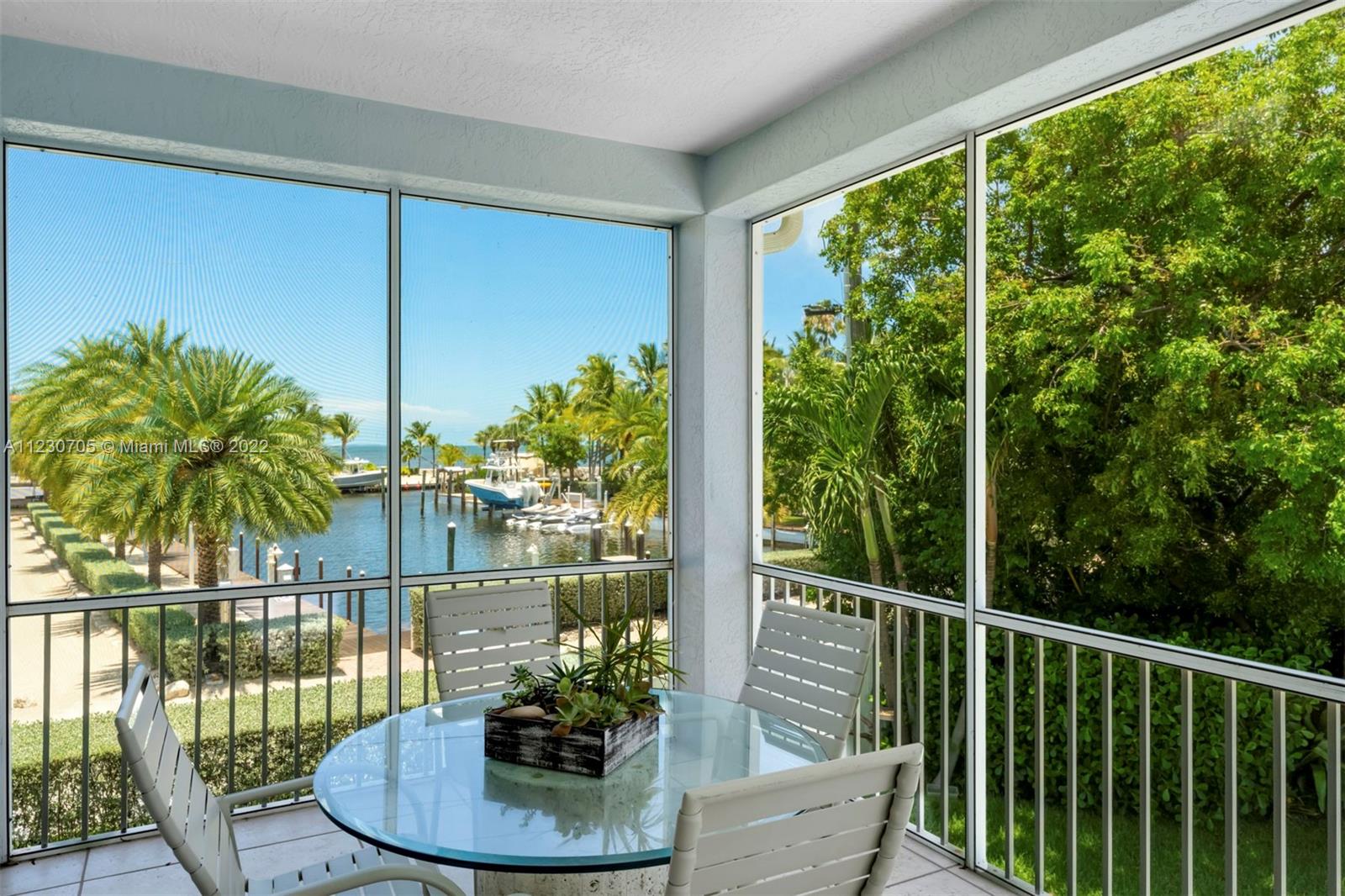 PLANTATION POINT - Residential