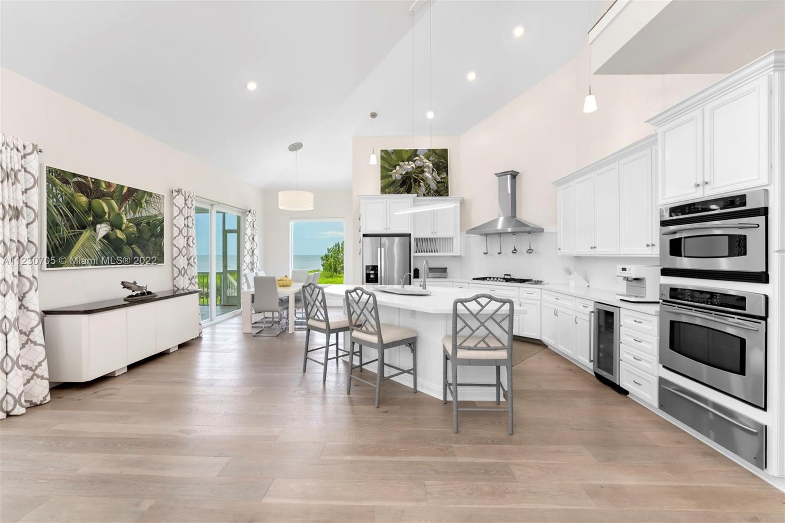 PLANTATION POINT - Residential