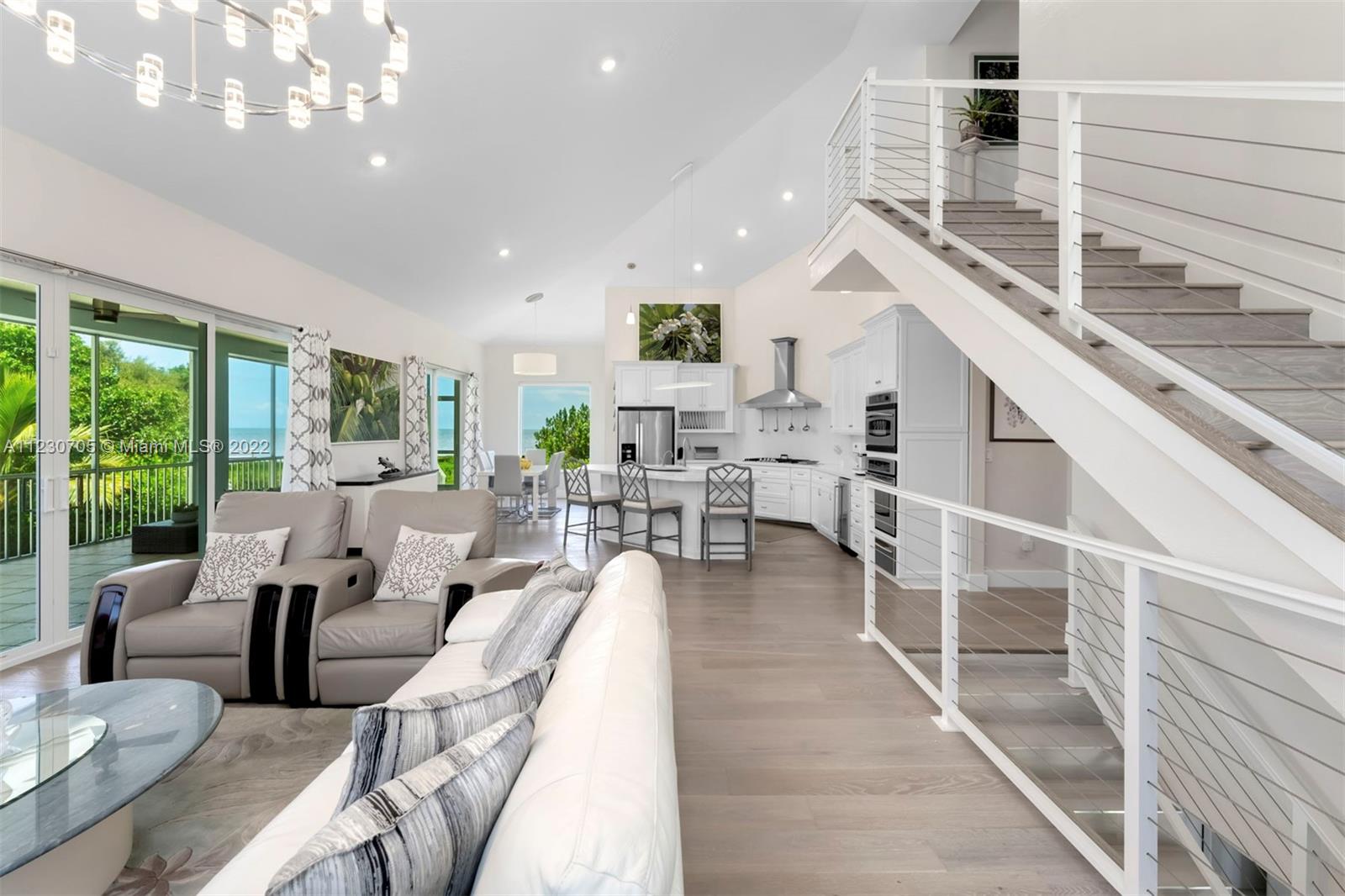 PLANTATION POINT - Residential