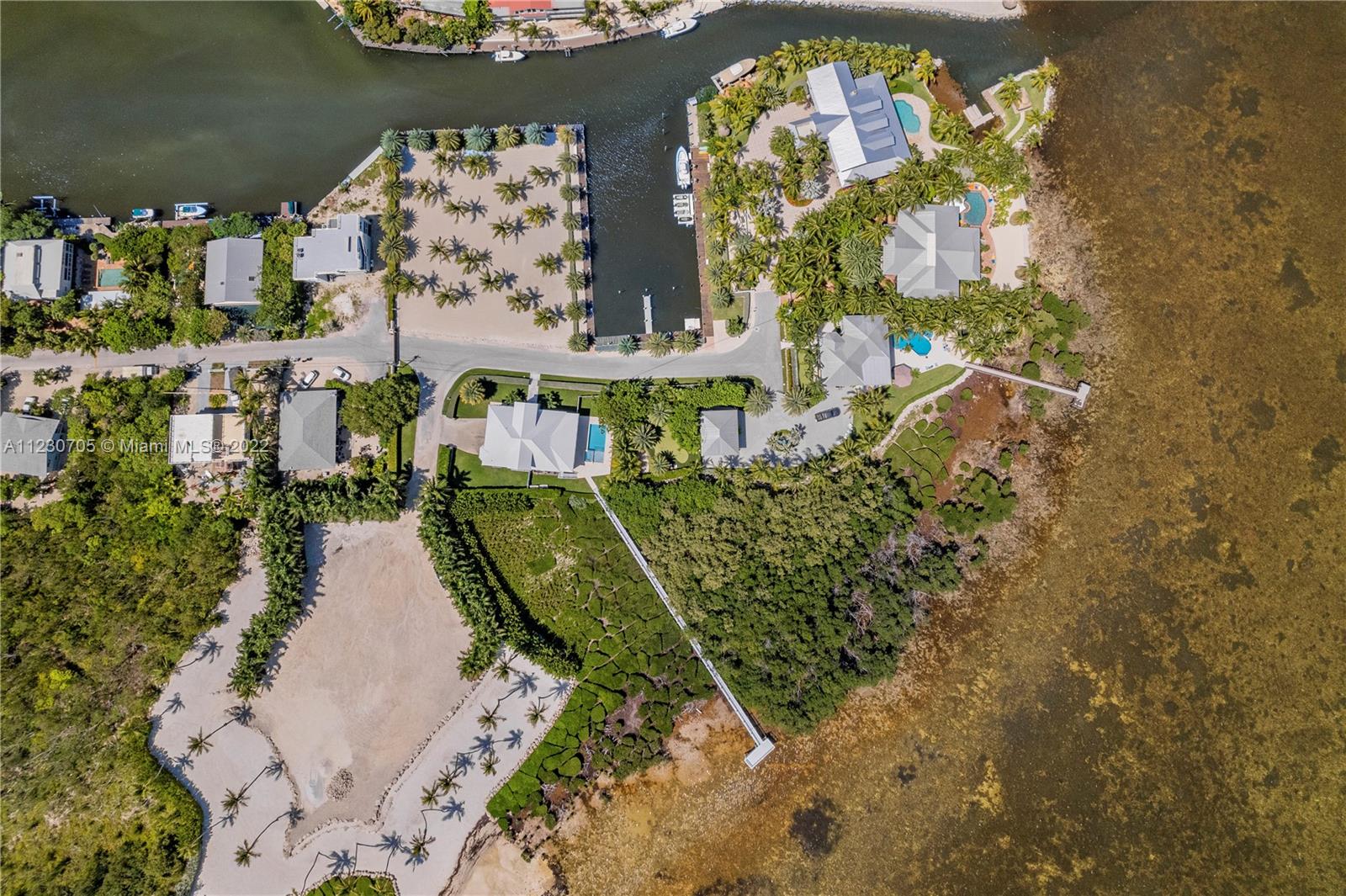 PLANTATION POINT - Residential