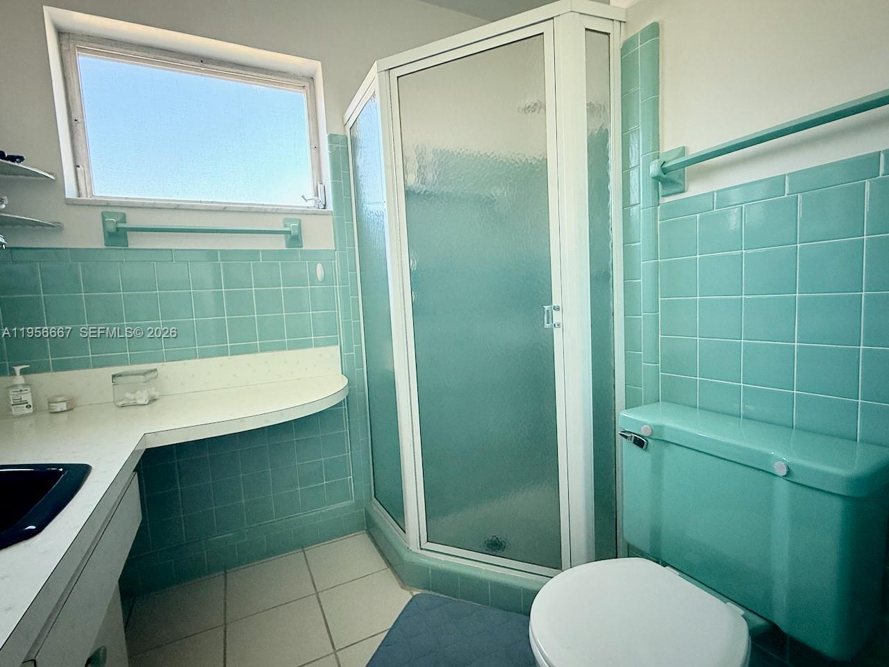 HOLLYWOOD HEIGHTS ADD SEC - Residential