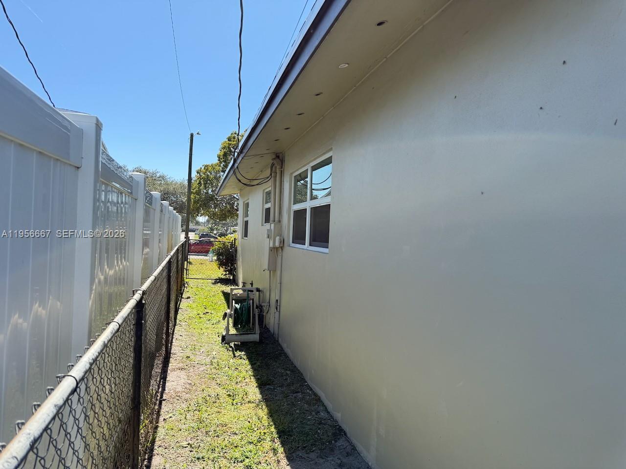 HOLLYWOOD HEIGHTS ADD SEC - Residential