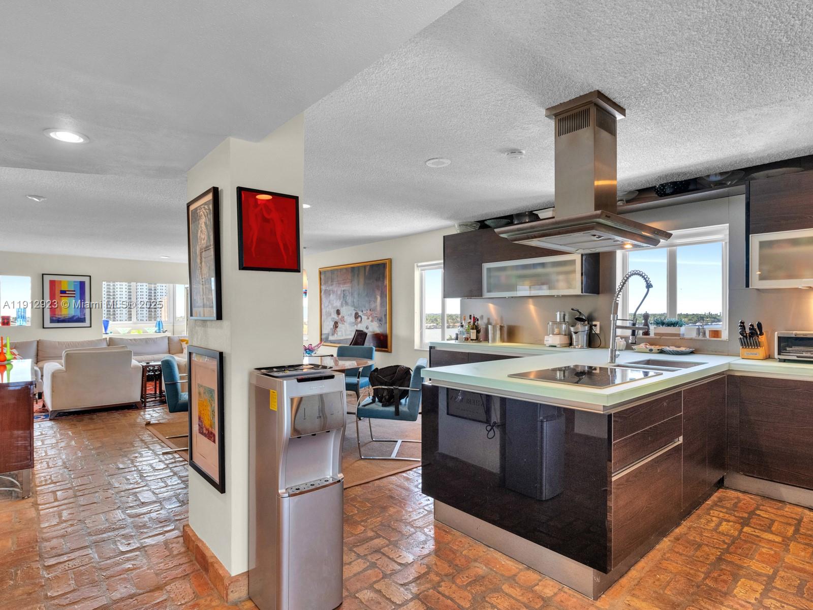 BAKER TOWERS CONDO - Residential