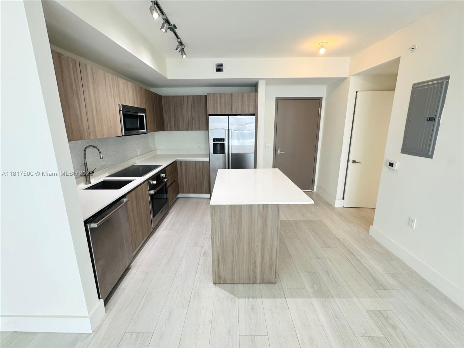 Property for Sale at 201 Sw 17th Rd 603, Miami, Broward County, Florida - Bedrooms: 1 
Bathrooms: 1  - $425,000