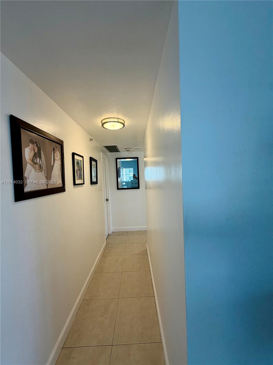 ARLEN HOUSE WEST CONDO - Residential