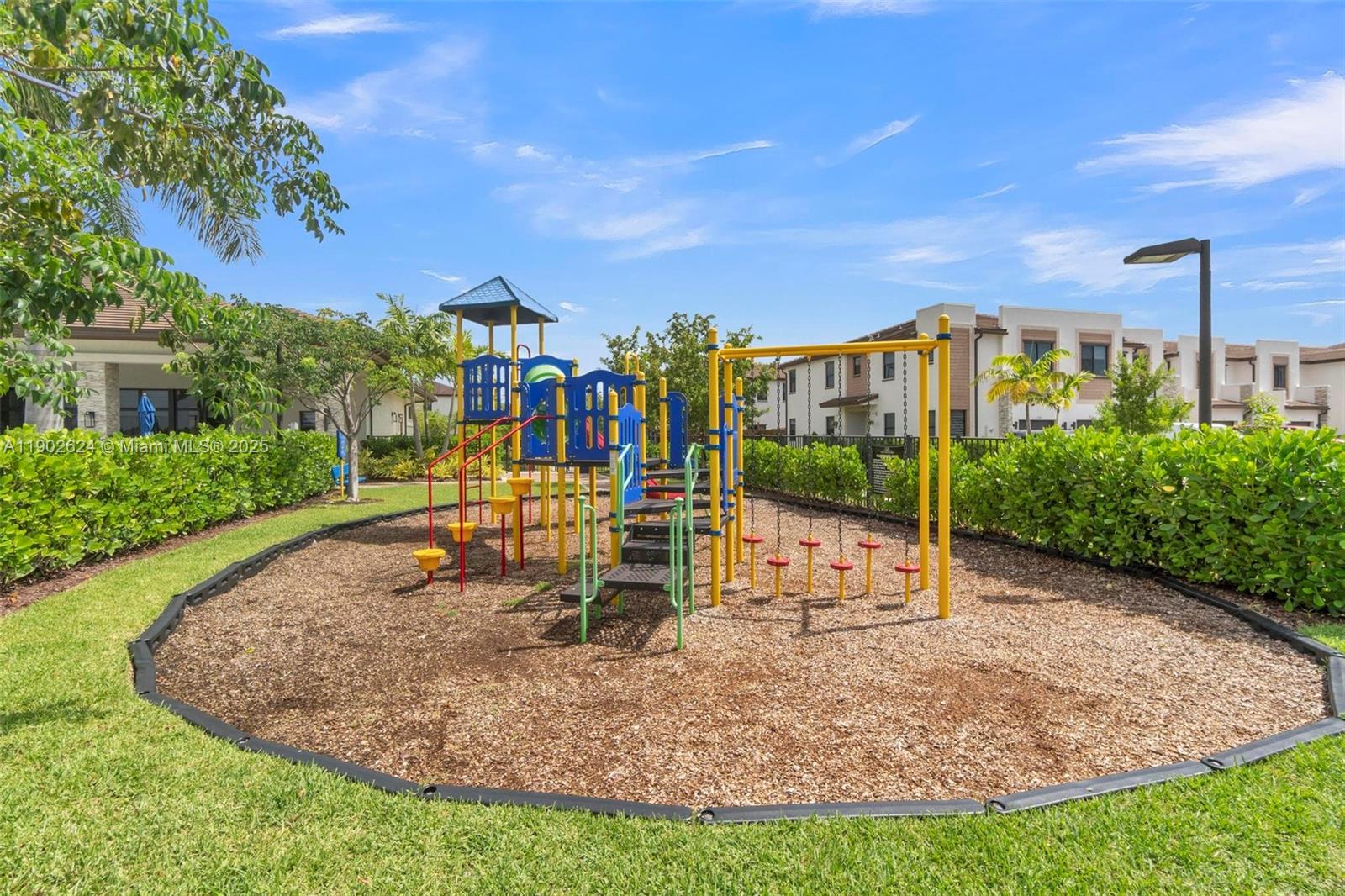 VIA VENTURA NEIGHBORHOOD - Residential