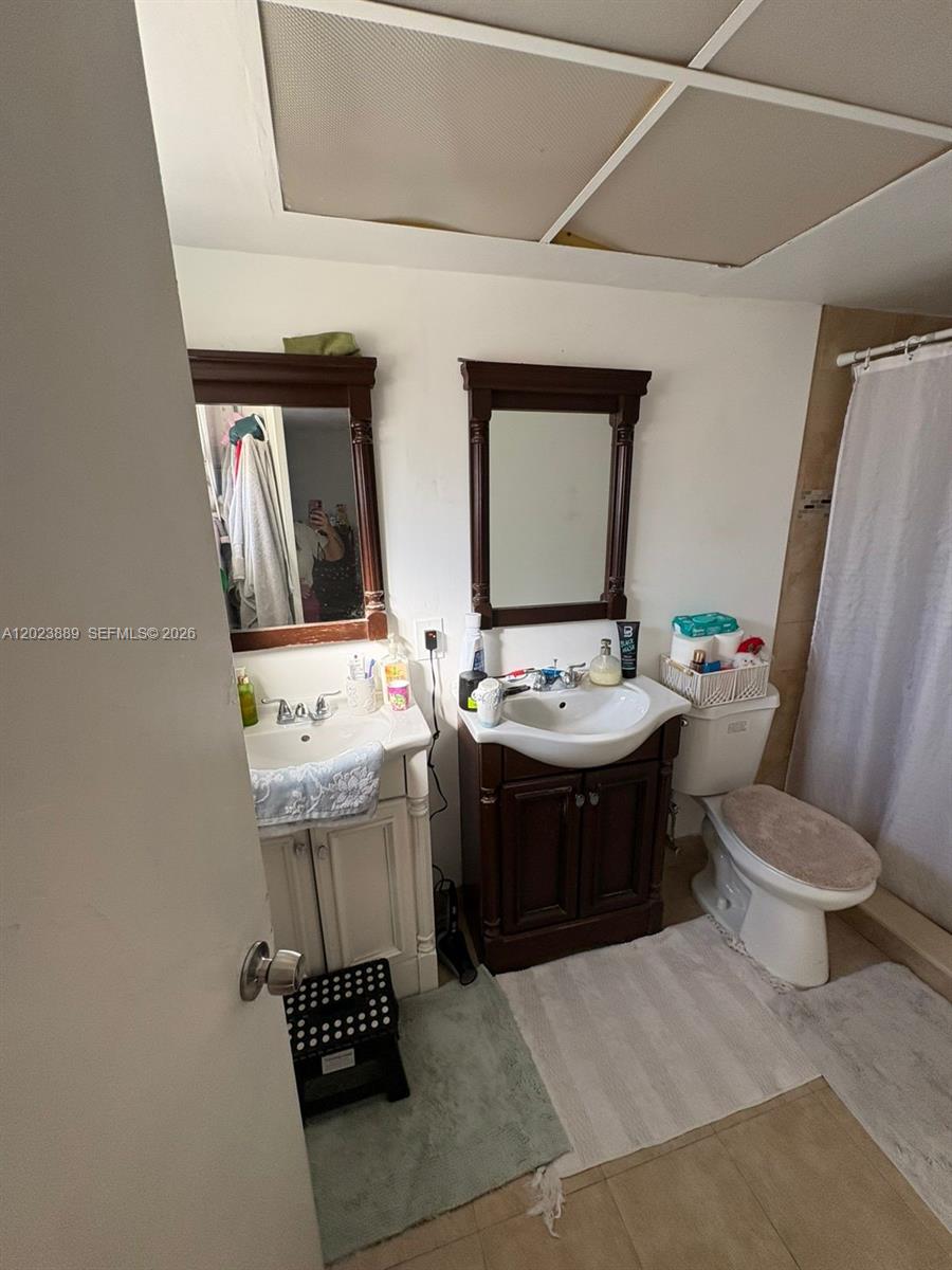 SUTTON HOUSE CONDO - Residential