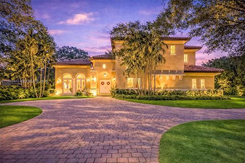 6075 SW 85th Ave Miami FL 33143