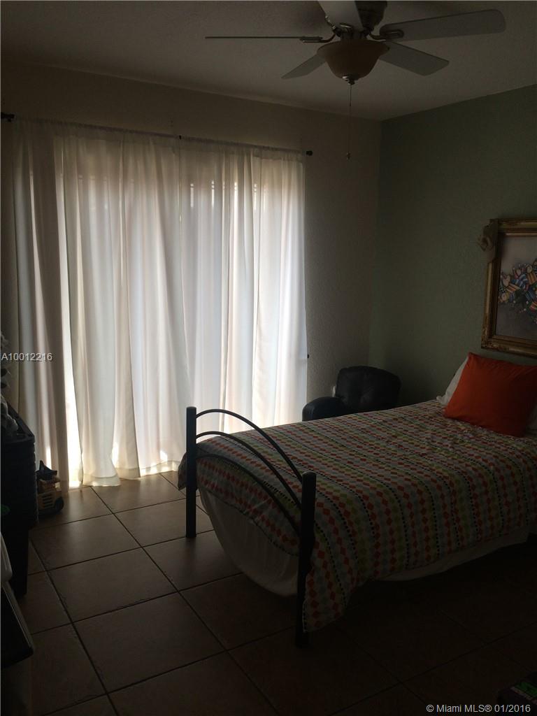 Hammocks Sec 03 - Residential Lease