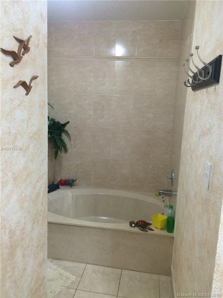 Hammocks Sec 03 - Residential Lease