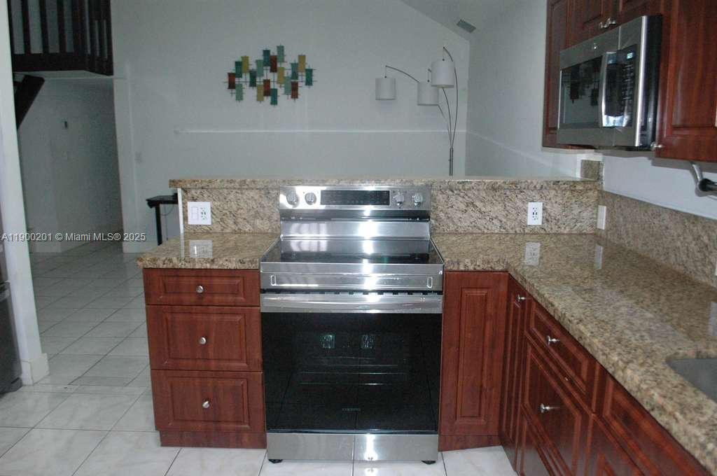 SOUTHRIDGE HEIGHTS FIRST - Residential Lease