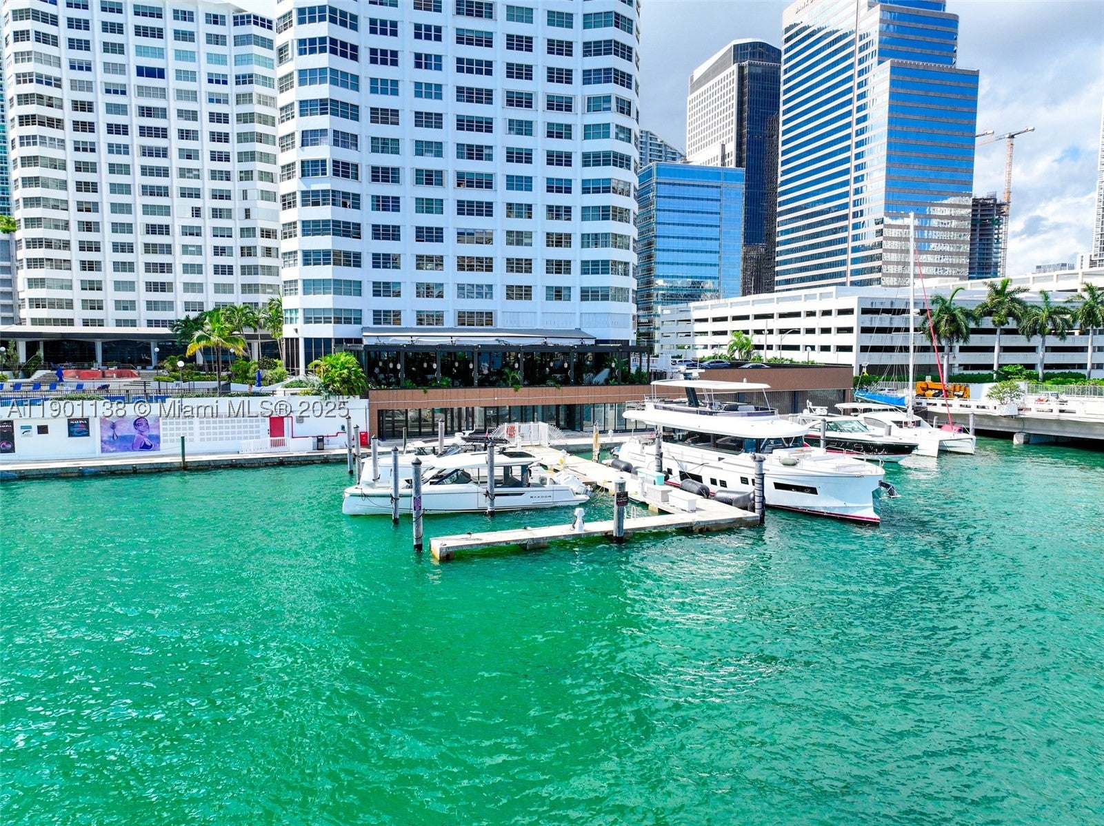 801 Brickell Bay Dr 4C042