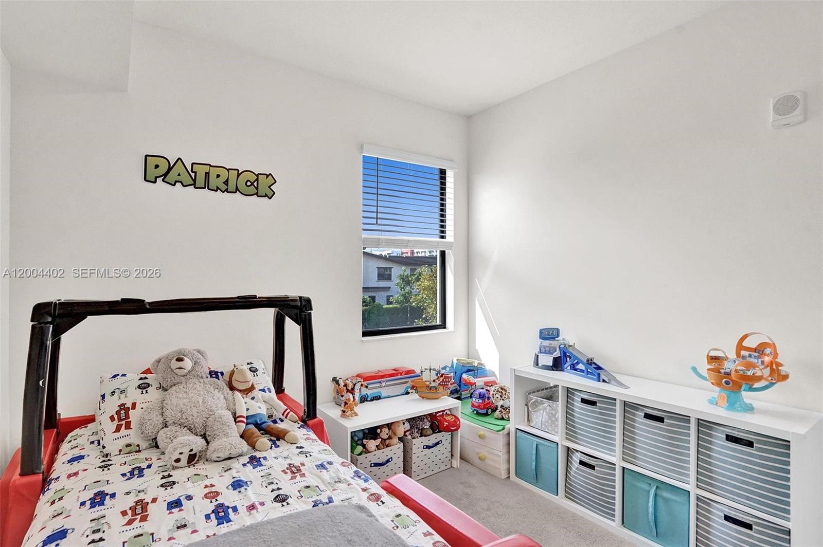 HIGHLAND AT PARK CENTRAL - Residential Lease