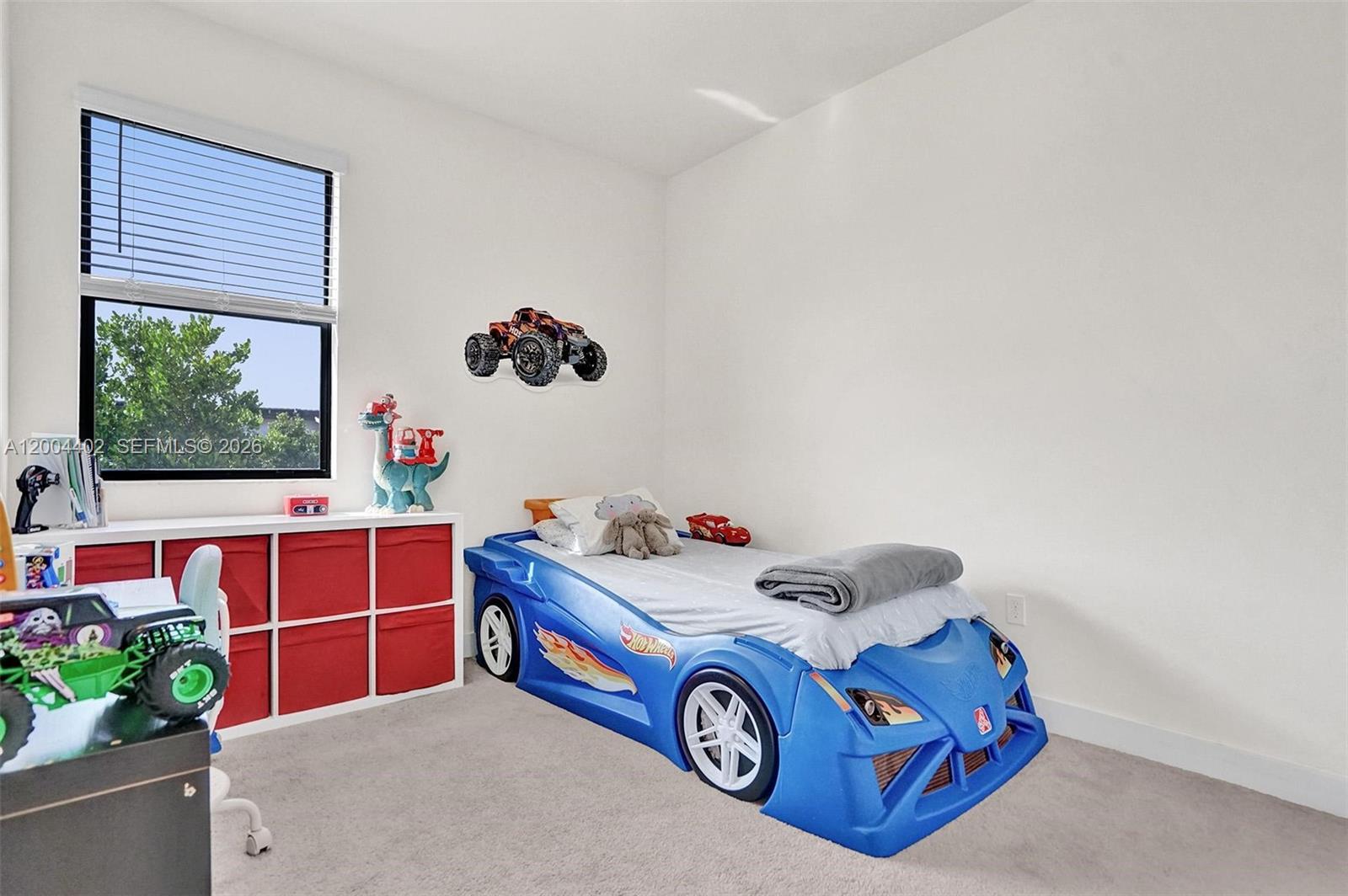HIGHLAND AT PARK CENTRAL - Residential Lease