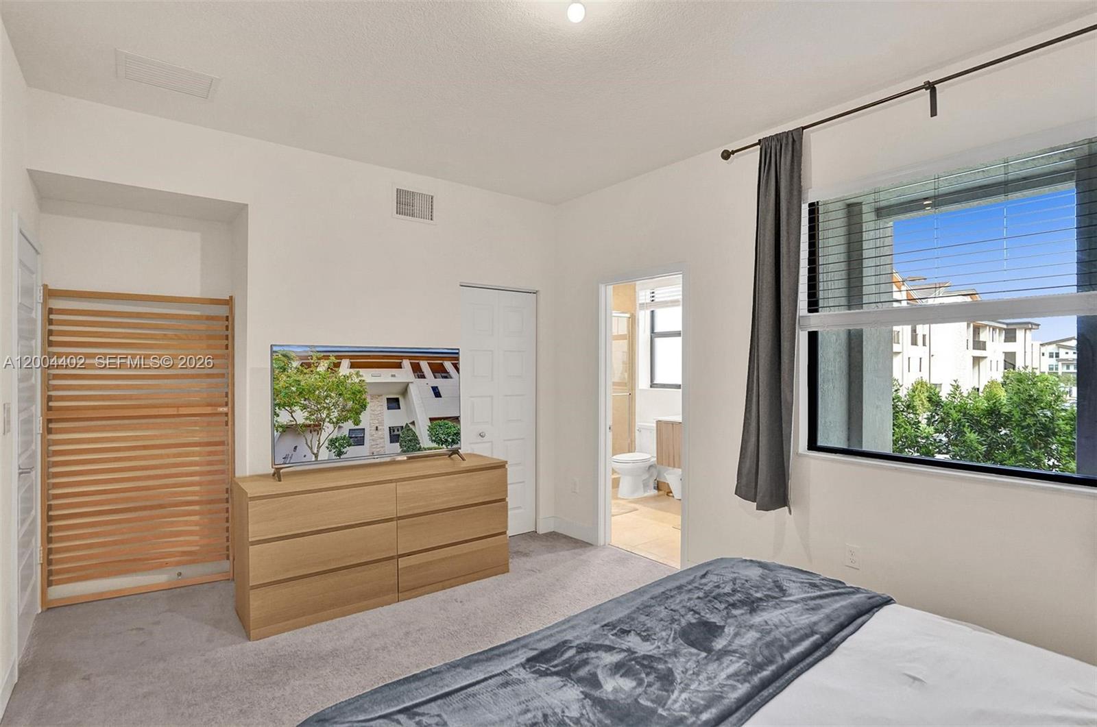 HIGHLAND AT PARK CENTRAL - Residential Lease