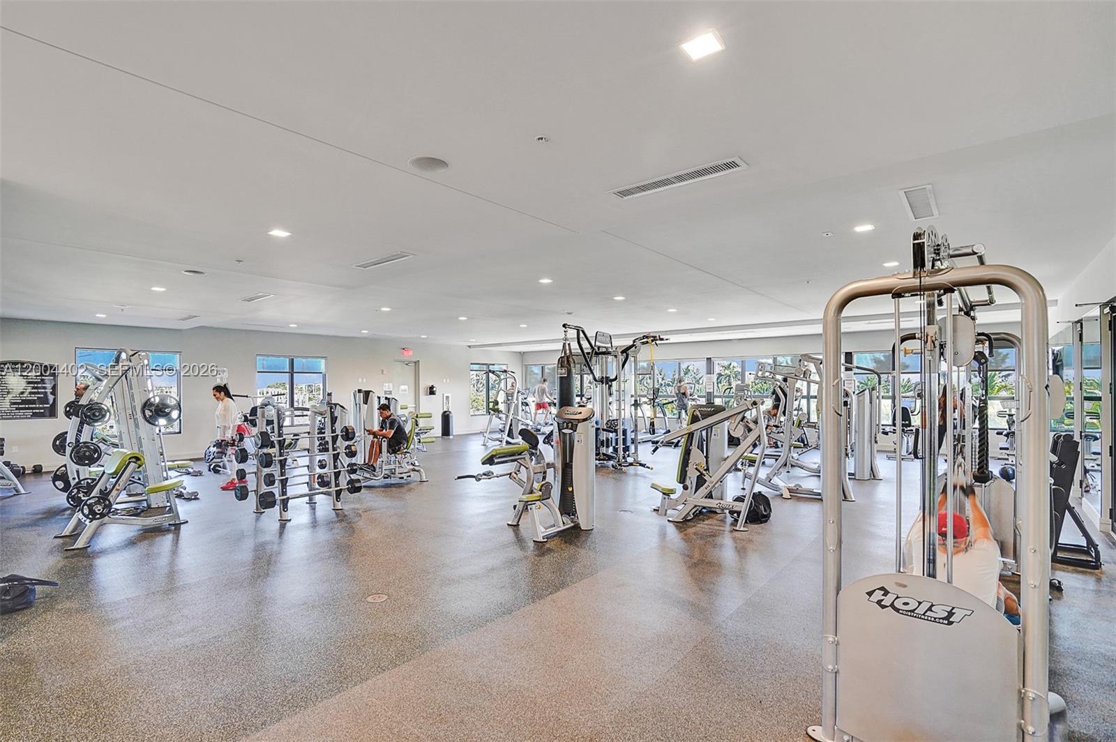 HIGHLAND AT PARK CENTRAL - Residential Lease
