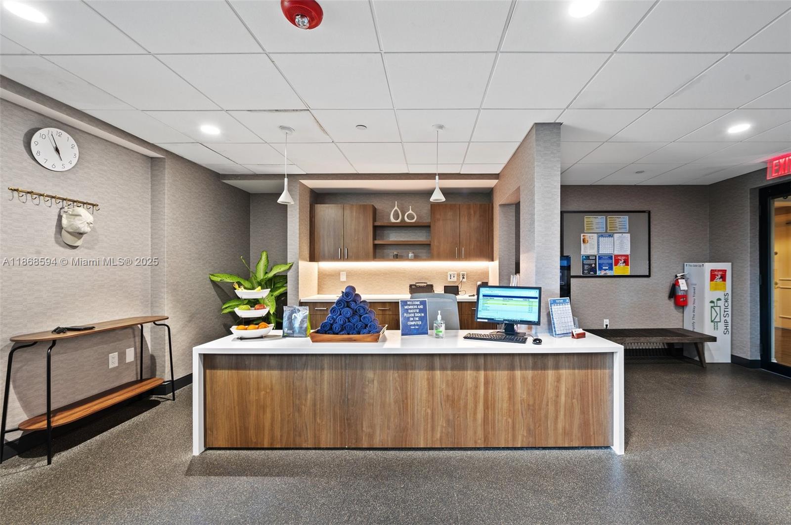 DEERING BAY CONDO II - Residential Lease