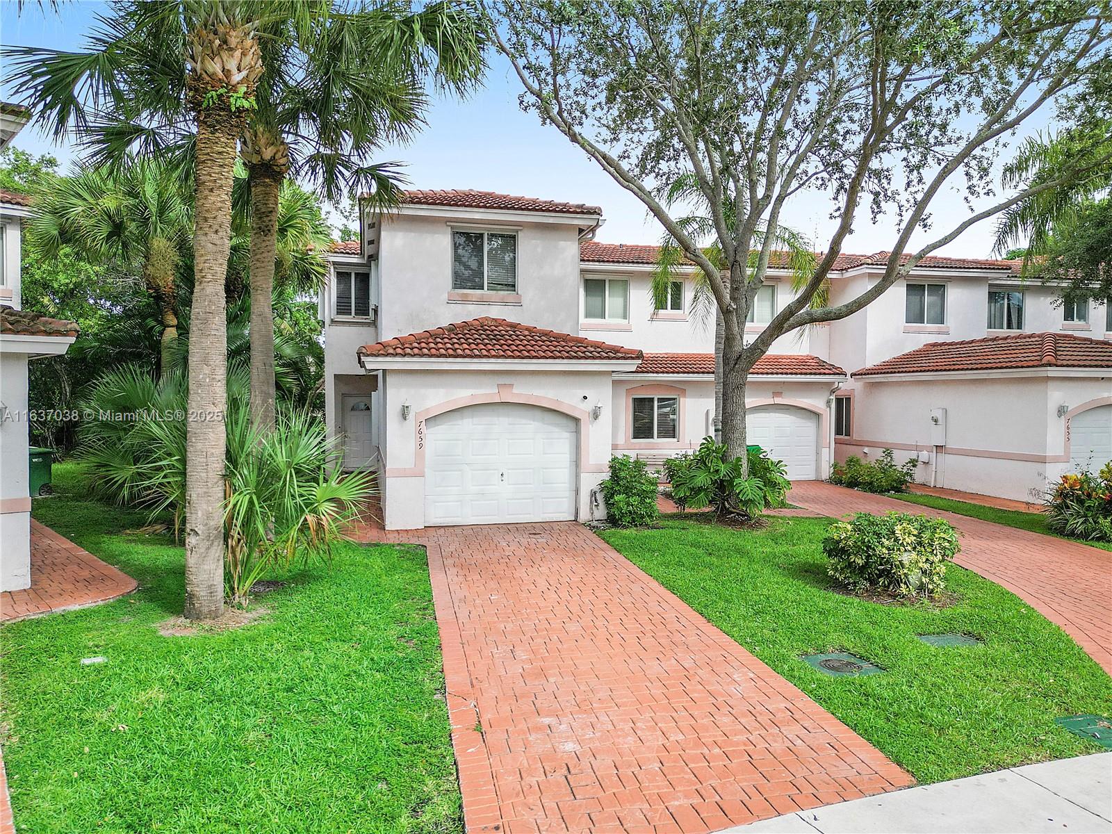 Property for Sale at 7659 Tamarac Island Circle, Tamarac, Broward County, Florida - Bedrooms: 3 
Bathrooms: 3  - $375,000