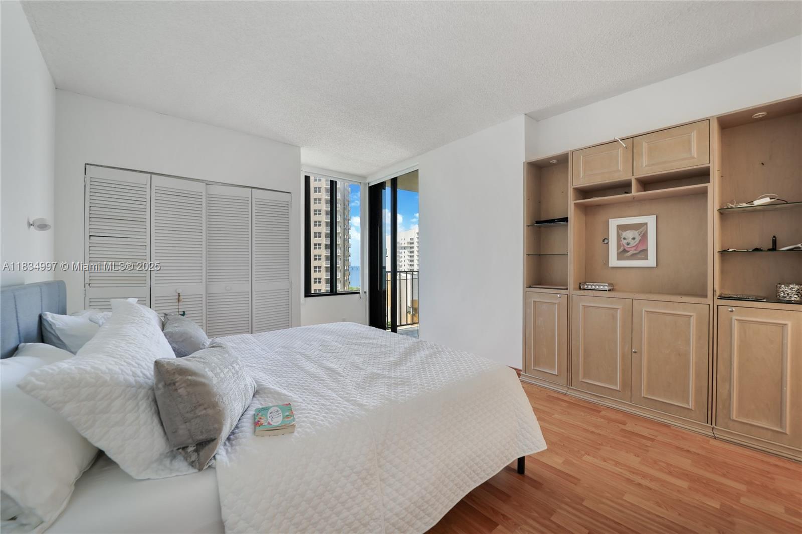 Brickell Key One - Residential