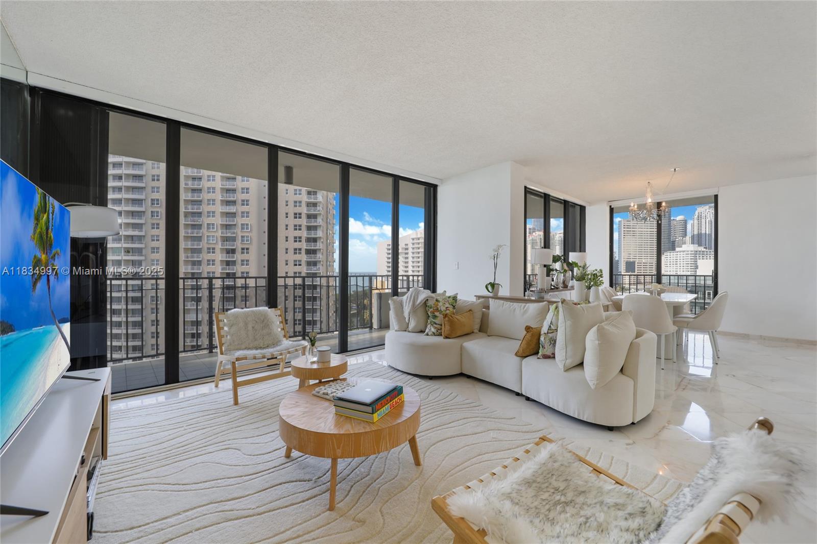 520 Brickell Key Dr A1115
