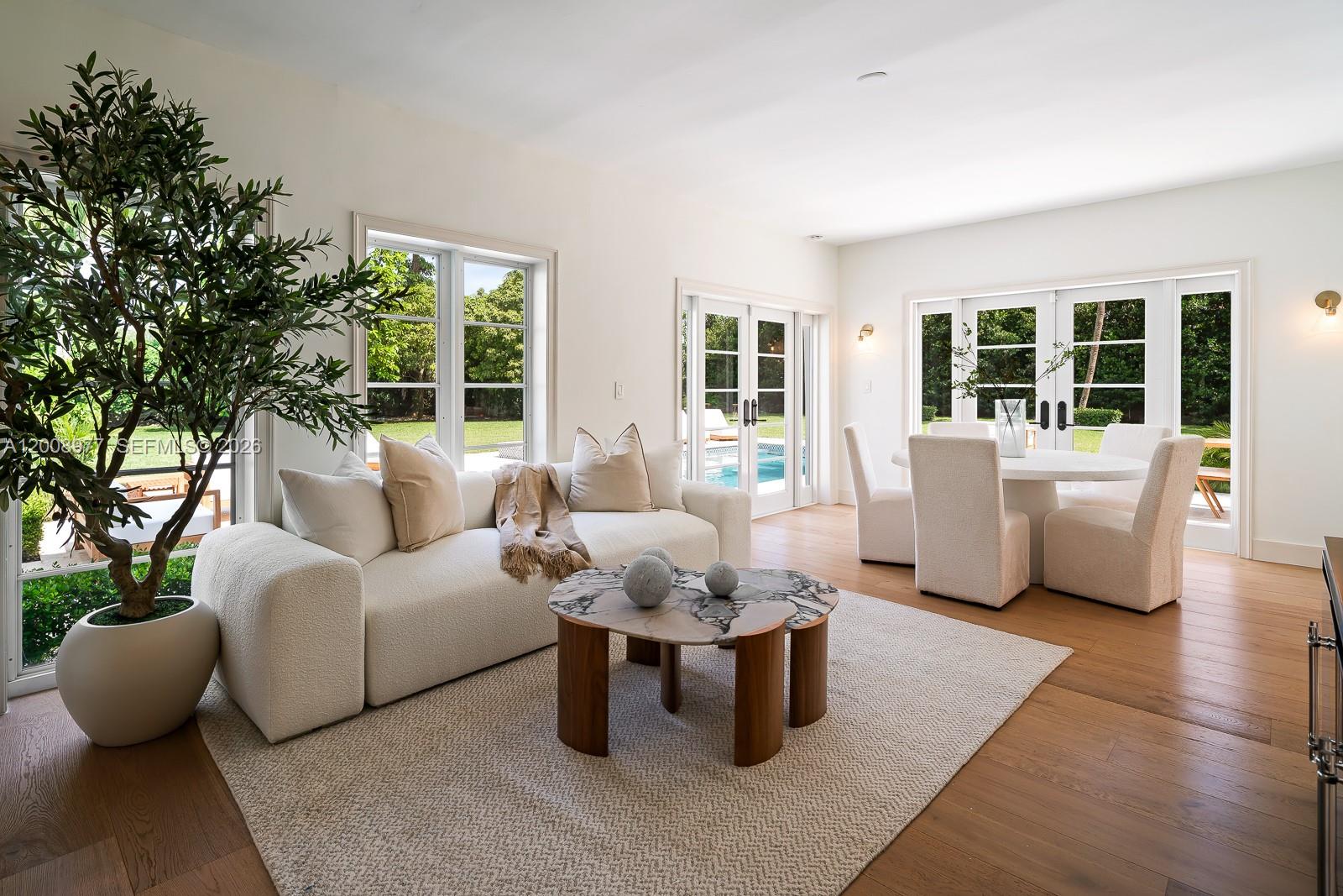 CORAL GABLES SEC E - Residential