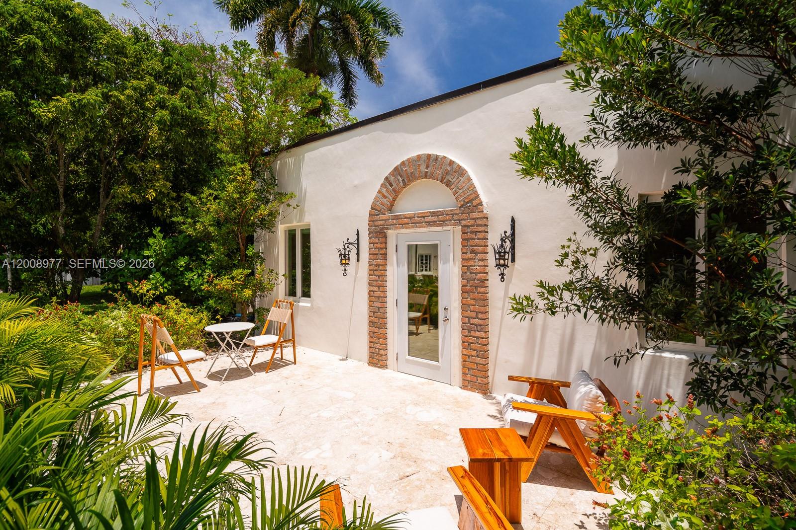 CORAL GABLES SEC E - Residential
