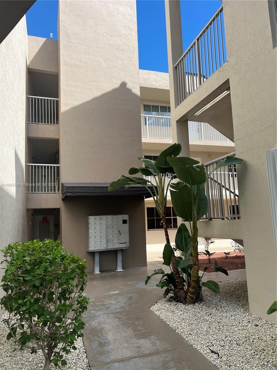 MIRASSOU CONDO - Residential Lease