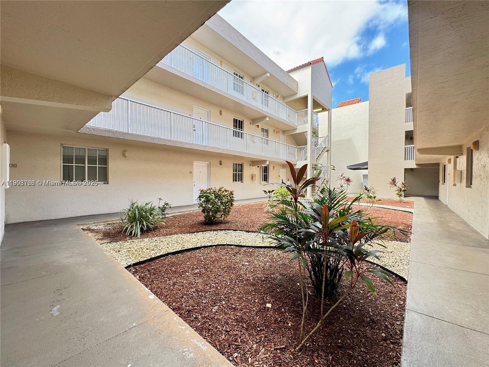 MIRASSOU CONDO - Residential Lease