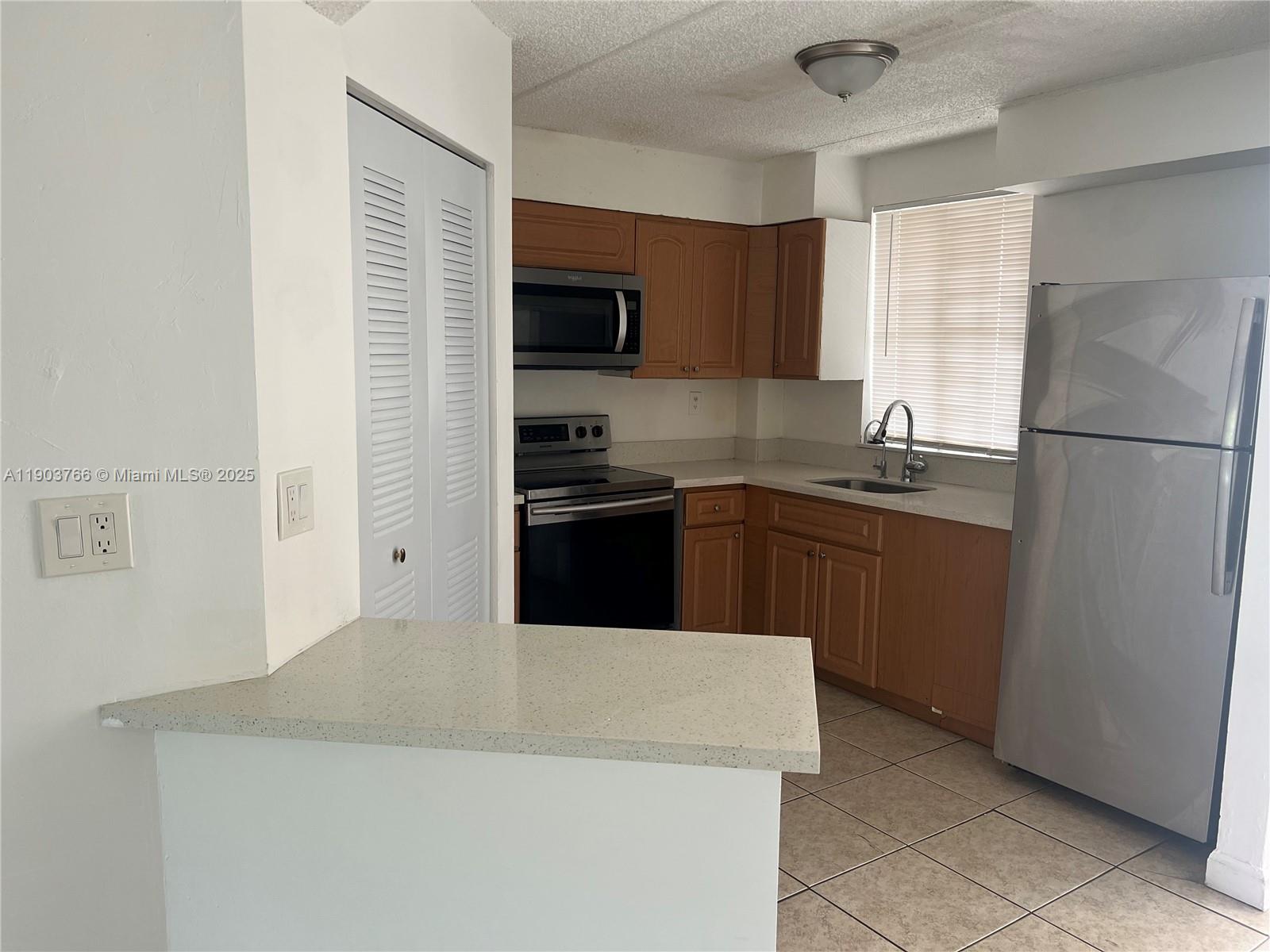 MIRASSOU CONDO - Residential Lease