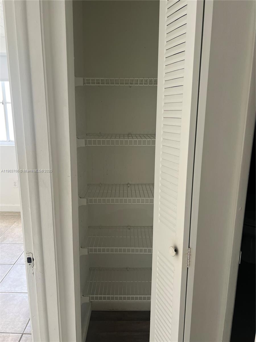 MIRASSOU CONDO - Residential Lease