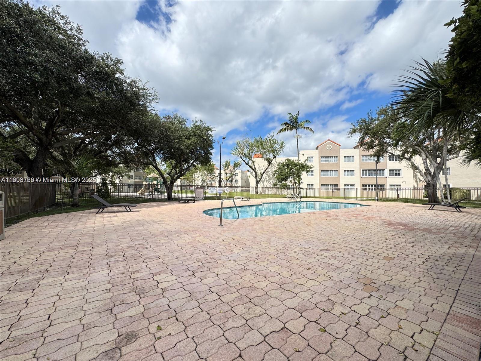 MIRASSOU CONDO - Residential Lease