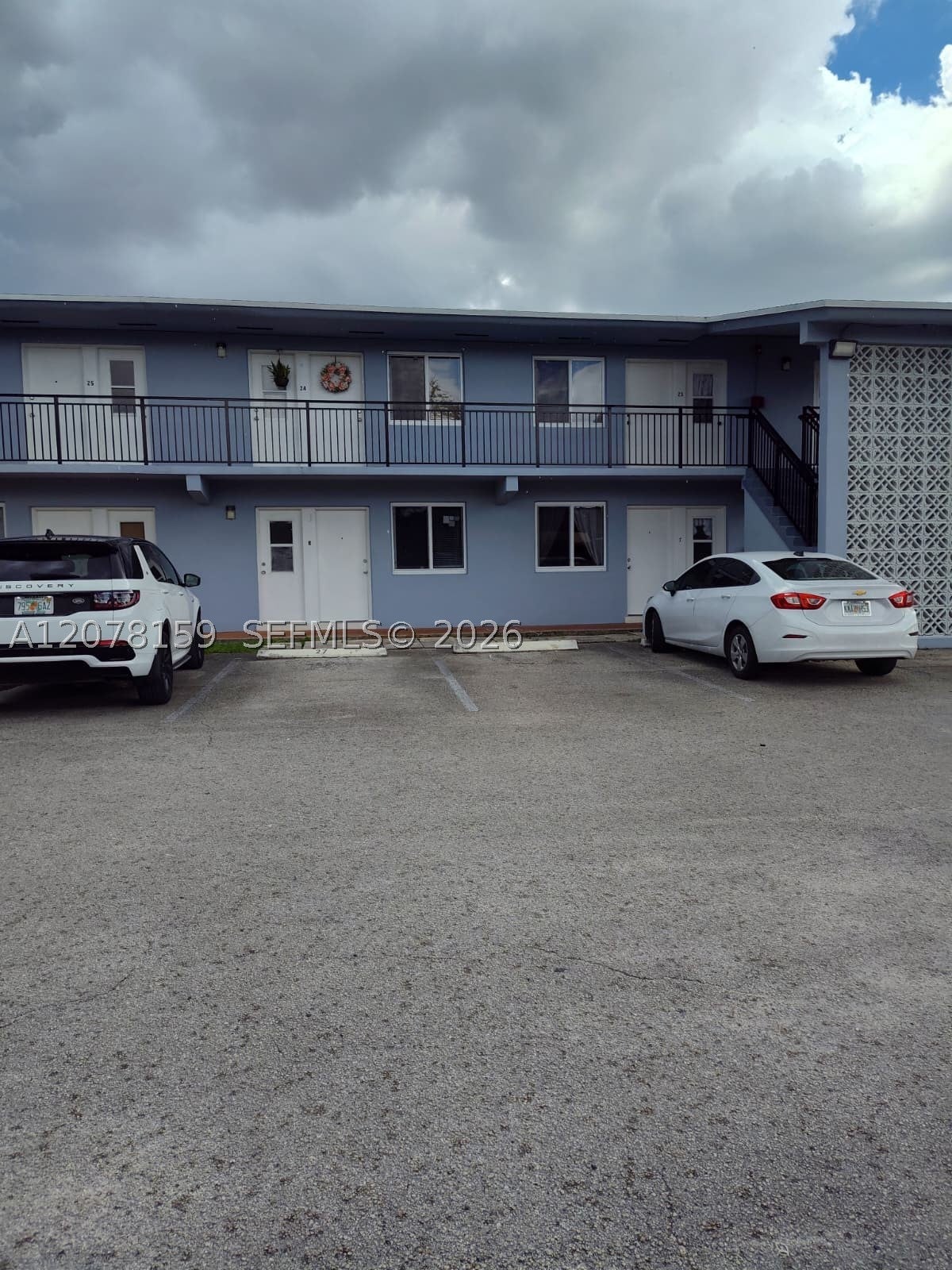 655 Eldron Dr 26