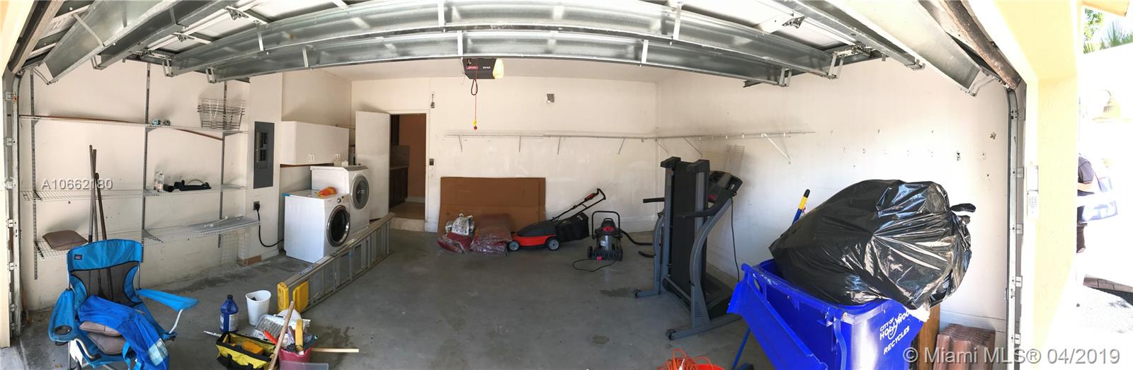 MAPLE RIDGE 167-38 B POR P - Residential Lease