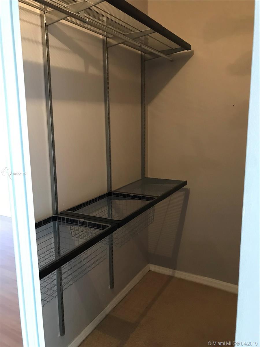 MAPLE RIDGE 167-38 B POR P - Residential Lease