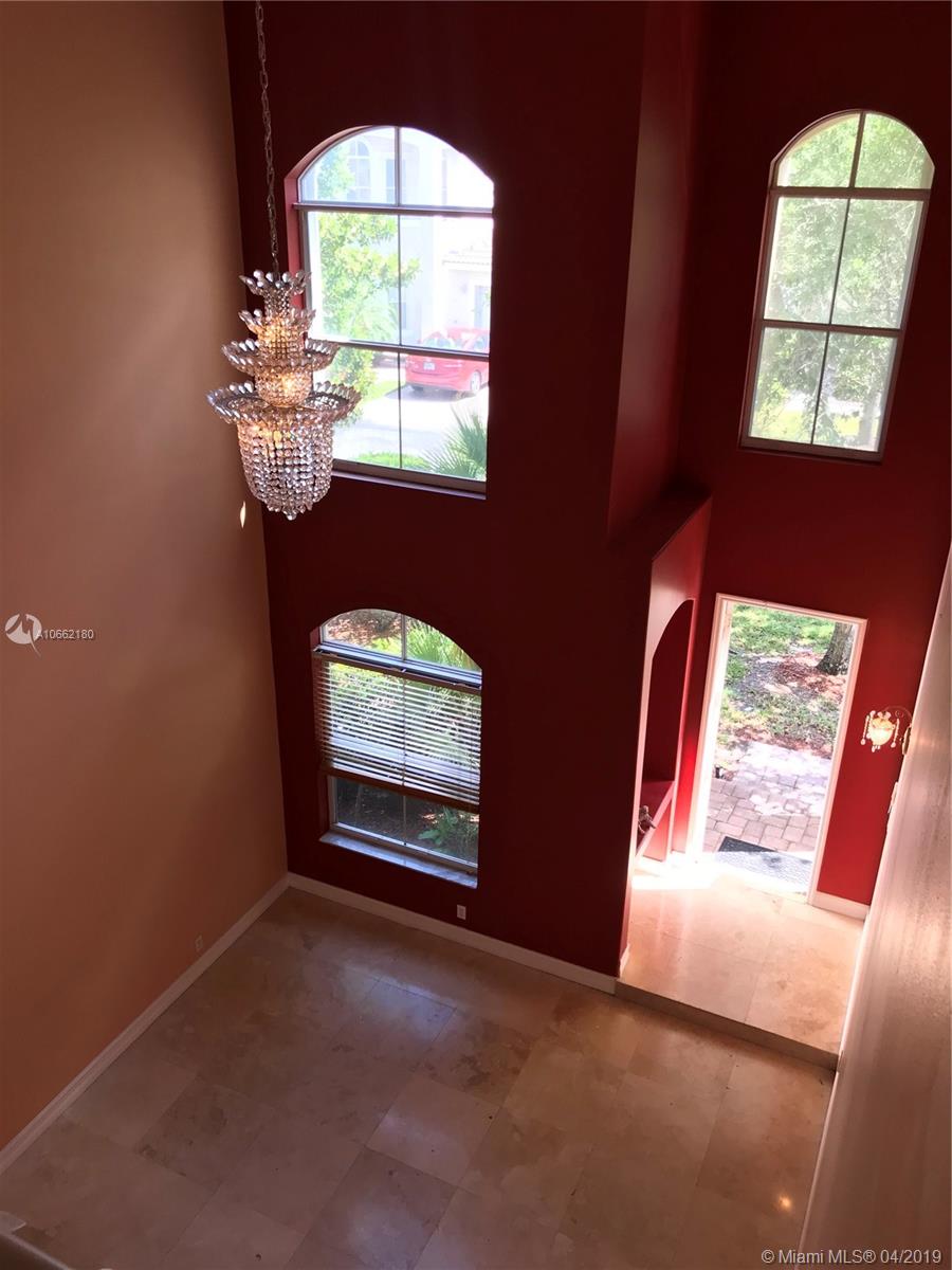 MAPLE RIDGE 167-38 B POR P - Residential Lease