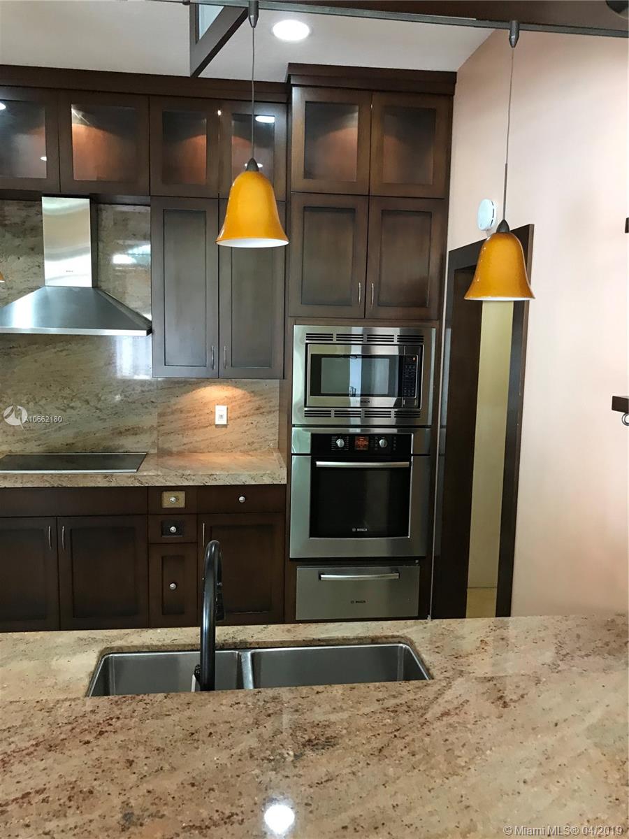 MAPLE RIDGE 167-38 B POR P - Residential Lease