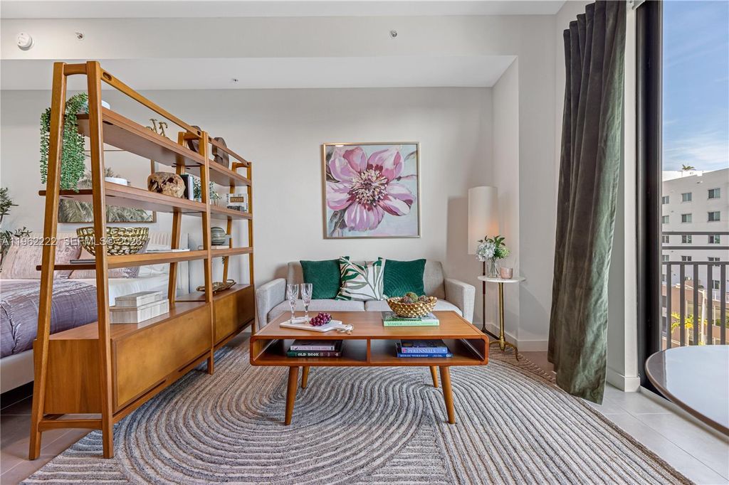 Photo of 208 N Federal Hwy #221, Pompano Beach, FL 33062 (MLS # A11962222)